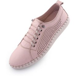 Eleganckie i zrównoważone skórzane buty sportowe dla kobiet - Nell. Czerwone obuwie sportowe ENELL, bez zapięcia. Za 359.99 zł.