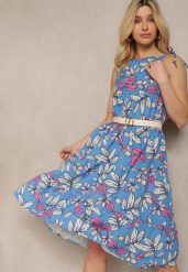 Niebieska Sukienka Fierena. Niebieskie sukienki Renee, na co dzień, na lato, m, bez wzorów, bez kołnierzyka, bez ramiączek, midi, kopertowe. Za 44.99 zł.
