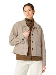 Ilse Jacobsen Kurtka przejściowa w kolorze beżowym rozmiar: 36. Brązowe kurtki Ilse Jacobsen, bez wzorów, z wełny, bez kaptura. Za 173.99 zł.