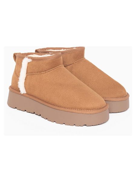 ISLAND BOOT Botki "Izia" w kolorze jasnobrązowym rozmiar: 36. Brązowe botki Island Boot, bez wzorów, z materiału, bez obcasa, na platformie, bez zapięcia. Za 165.99 zł.