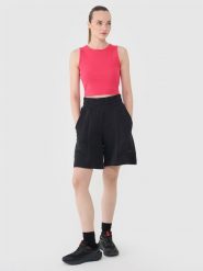 4F Spodenki dresowe damskie - czarne XL. Czarne szorty 4f, bez wzorów, z bawełny, sportowe. W wyprzedaży za 59.99 zł.