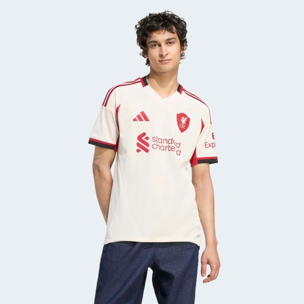 Koszulka piłkarska ADIDAS Liverpool FC sezon 25/26 wyjazdowa. Bluzki Adidas, m, bez wzorów, sportowe, bez kołnierzyka, bez ramiączek. Za 459.99 zł.