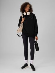 4F Legginsy dzianinowe damskie - czarne S. Czarne legginsy 4f, s, bez wzorów, z dzianiny. Za 129.99 zł.