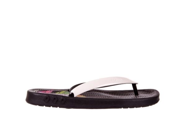 Japonki KISS 026 BLACK NEON, Czarny/ Biały, Guma - 35-36. Czarne klapki Azaleia, bez wzorów, z gumy, bez obcasa. W wyprzedaży za 19.00 zł.