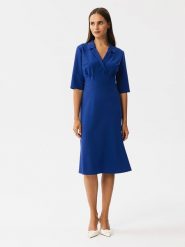 Stylove Sukienka w kolorze niebieskim rozmiar: XL. Niebieskie sukienki Stylove, xl, bez wzorów, bez kołnierzyka, bez ramiączek, midi. Za 286.45 zł.