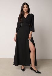 Czarna Kopertowa Sukienka Wieczorowa z Metaliczną Aplikacją w Talii Henalana. Czarne sukienki Born2be, na imprezę, l, z aplikacjami, eleganckie, bez kołnierzyka, bez ramiączek, maxi, kopertowe. Za 159.99 zł.