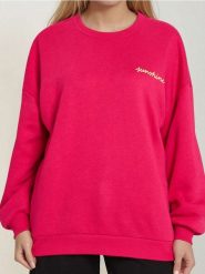 Bluza z nadrukiem na plecach - różowy. Czerwone bluzy Sinsay, l, bez wzorów, bez kaptura. W wyprzedaży za 11.99 zł.