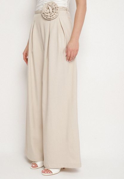 Beżowe Szerokie Spodnie z Wysokim Stanem Ozdobione Kwiatem 3D Firicelle. Brązowe spodnie materiałowe Born2be, na co dzień, m, z aplikacjami, z jeansu, z podwyższonym stanem. Za 99.99 zł.