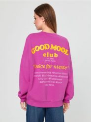 Bluza z haftem - fioletowy. Fioletowe bluzy sportowe Sinsay, l, bez wzorów, bez kaptura. Za 69.99 zł.