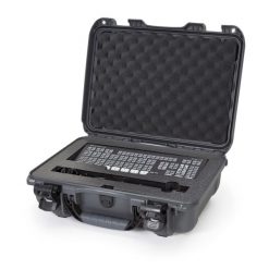Etui na laptopa Nanuk 923 Atem Mini Extreme. Czarne torby na laptopa NANUK, bez wzorów, z materiału. Za 1,939.50 zł.