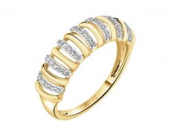 Pierścionek z żółtego złota z diamentami - 0,17 ct - próba 585. Żółte pierścionki Apart, z diamentem, złote. Za 2,990.00 zł.
