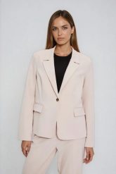 Jednorzędowa marynarka beżowa. Brązowe marynarki i żakiety MOODO, l, bez wzorów, z elastanu. Za 199.99 zł.