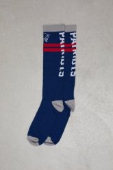 New England Patriots - Skarpety narciarskie / snowboardowe OOSC x NFL. Czerwone skarpety OOSC, bez wzorów, z elastanu. Za 132.99 zł.