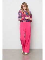 &Co Woman Bluzka ze wzorem rozmiar: S. Różowe bluzki &Co Woman, s, bez wzorów, bez kołnierzyka, bez ramiączek. Za 171.95 zł.