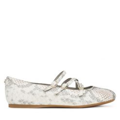 Baleriny Guess. Szare baleriny Guess, z aplikacjami, bez obcasa. Za 549.99 zł.