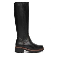 Kozaki Lasocki. Czarne kozaki Lasocki, bez obcasa, na płaskiej podeszwie, bez zapięcia. Za 399.99 zł.