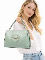 Florence Bags Skórzana torebka "Hoppo" w kolorze zielonym - 32 x 26 x 11 cm rozmiar: onesize. Zielone torebki klasyczne Florence Bags, bez wzorów, z materiału, bez dodatków. Za 382.99 zł.