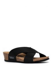 Sunbay Klapki "Rita" w kolorze czarnym na koturnie rozmiar: 39. Czarne klapki Sunbay, bez wzorów, z otwartym noskiem, bez obcasa, na koturnie. Za 159.95 zł.