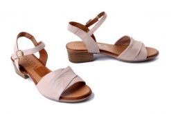 PIAZZA 910128-08 beige, sandały damskie. Brązowe sandały Piazza, bez wzorów, ze skóry, bez obcasa, bez zapięcia. Za 299.90 zł.