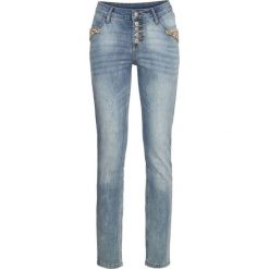 Dżinsy ze stretchem i perełkami bonprix niebieski "used". Niebieskie jeansy bonprix, bez wzorów. Za 89.99 zł.