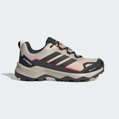 Buty Terrex Skychaser AX5 GORE-TEX Hiking. Brązowe trekkingi Adidas, z gore-texu, wspinaczkowe. Za 529.00 zł.