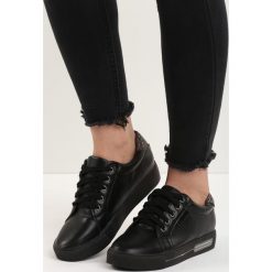 Czarne Buty Sportowe Super Game. Czarne obuwie sportowe Born2be, bez zapięcia. Za 59.99 zł.