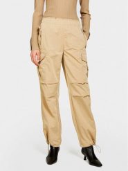 Sisley Spodnie materiałowe 4JQJLF04R Beżowy Relaxed Fit. Brązowe spodnie materiałowe Sisley, bez wzorów, z materiału. Za 179.99 zł.