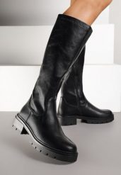 Czarne Kozaki z Gładką Cholewką w Minimalistycznym Stylu Acordia. Czarne kozaki Renee, z jeansu, bez obcasa, na płaskiej podeszwie, bez zapięcia. Za 159.99 zł.