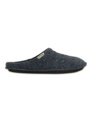 Crocs Kapcie "Classic Slipper" w kolorze granatowym rozmiar: 36/37. Niebieskie obuwie domowe Crocs, bez wzorów, z materiału, bez zapięcia. Za 47.82 zł.