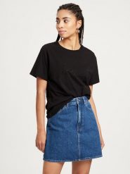 Cross Jeans Koszulka w kolorze czarnym rozmiar: S. Czarne bluzki Cross Jeans, s, bez wzorów, z bawełny, bez kołnierzyka, bez ramiączek. Za 43.47 zł.