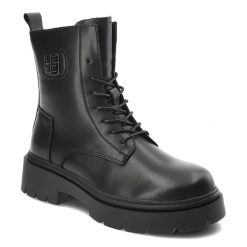 Czarne Botki Cambell Stylowe Obuwie Damskie. Czarne botki Cambell, na jesień, bez wzorów, bez obcasa, bez zapięcia. Za 259.00 zł.