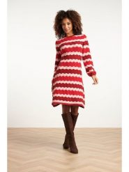 Smashed Lemon Sukienka dzianinowa w kolorze czerwono-jasnoróżowym rozmiar: L. Czerwone sukienki Smashed Lemon, na co dzień, l, bez wzorów, z dzianiny, bez kołnierzyka, bez ramiączek, midi, proste. Za 230.53 zł.