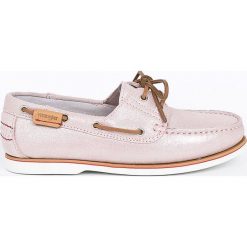 Wrangler - Mokasyny Ocean. Czerwone mokasyny Wrangler, bez wzorów, z gumy, z okrągłym noskiem, bez obcasa. W wyprzedaży za 159.90 zł.
