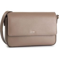 Torebka DKNY - Bryant Md Flap Xbody R82E3467 Mushroom MUR. Brązowe listonoszki DKNY, bez wzorów, ze skóry, bez dodatków. W wyprzedaży za 429.00 zł.