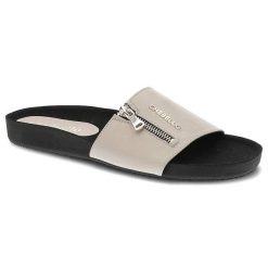 Beżowe Klapki Chebello Modne Skórzane Buty. Brązowe klapki CheBello, z aplikacjami, ze skóry, bez obcasa. Za 205.00 zł.