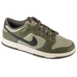 Buty sportowe Sneakersy unisex, Dunk Low Retro. Zielone obuwie sportowe Nike, bez zapięcia, trekkingowe. Za 519.99 zł.
