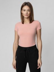 4F T-shirt slim gładki damski XS. Czerwone t-shirty 4f, uniwersalny, bez wzorów, z bawełny, bez kołnierzyka, bez ramiączek. W wyprzedaży za 29.99 zł.