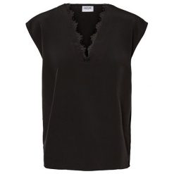 Vero Moda Damska bluzka Elsa S / L Lace Top Ga Black (rozmiar S). Czarne bluzki Vero Moda, l, bez wzorów, bez kołnierzyka, bez ramiączek. W wyprzedaży za 72.00 zł.