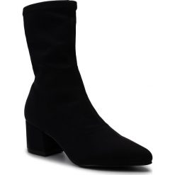 Botki VAGABOND - Mya 4319-539-20 Black. Czarne botki Vagabond, bez wzorów, z materiału, bez obcasa, bez zapięcia. Za 499.00 zł.