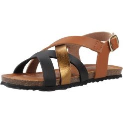Sandały GEOX J SANDAL CHILENE GIR Brązowy. Brązowe sandały Geox, bez wzorów, z syntetyku, bez obcasa, bez zapięcia. Za 159.99 zł.