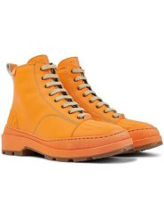 Camper Sneakersy w kolorze pomarańczowym rozmiar: 37. Pomarańczowe trampki Camper, bez wzorów, za kostkę, bez zapięcia. Za 431.47 zł.