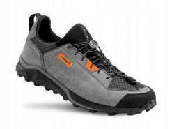 Buty trekkingowe Crispi Attiva. Szare trekkingi Crispi, z materiału, trekkingowe. Za 1,200.00 zł.