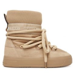 Śniegowce Tommy Hilfiger. Brązowe trapery i śniegowce TOMMY HILFIGER. Za 699.99 zł.