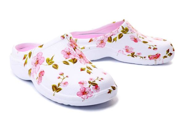 BEFADO DR ORTO MED 154D 101 wielobarwny, klapki/croksy damskie. Białe klapki Befado Dr Orto, bez wzorów, bez obcasa. Za 42.49 zł.