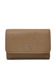 Calvin Klein Portfel Ck Must Small Trifold_Mono K60K612829 Beżowy. Brązowe portfele Calvin Klein, bez wzorów, ze skóry. Za 189.99 zł.