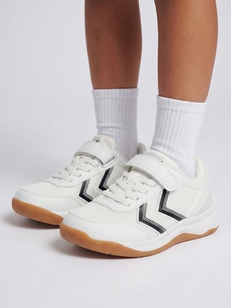 Buty halowe Hummel Multiplay Flex VC 2.0. Czerwone trekkingi Hummel, z materiału, do piłki ręcznej. Za 216.50 zł.