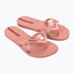 Japonki damskie Ipanema Kirei Chic. Czerwone klapki Ipanema, bez wzorów, bez obcasa. Za 79.99 zł.