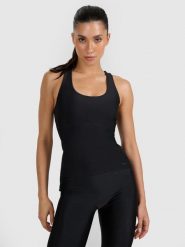 4F Top treningowy szybkoschnący damski - czarny M. Czarne koszulki sportowe 4f, bez wzorów, z dzianiny, bez ramiączek, na fitness i siłownię. Za 149.99 zł.