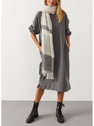 Milan Kiss Sukienka w kolorze szarym rozmiar: S. Szare sukienki Milan Kiss, s, bez wzorów, bez kołnierzyka, bez ramiączek, midi. Za 165.99 zł.