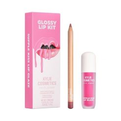 KYLIE COSMETICS Kylie Cosmetics Glossy Lip Kit - Candy Pink Zestawy kosmetyków do makijażu 1 g 811 - CANDY PINK. Zestawy KYLIE COSMETICS. Za 170.00 zł.